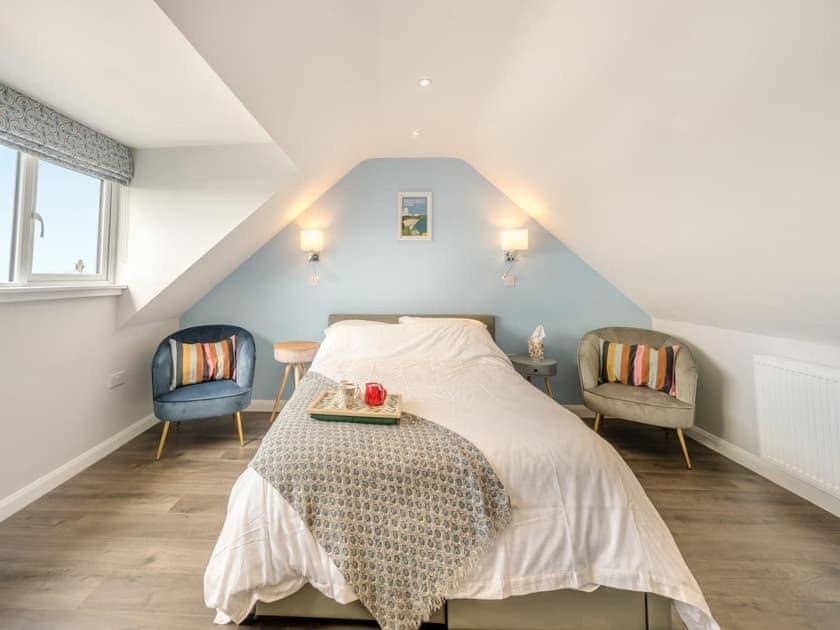 Sea View Luxury 5 Star Cottage Near Milford Marina Milford Haven Exterior photo