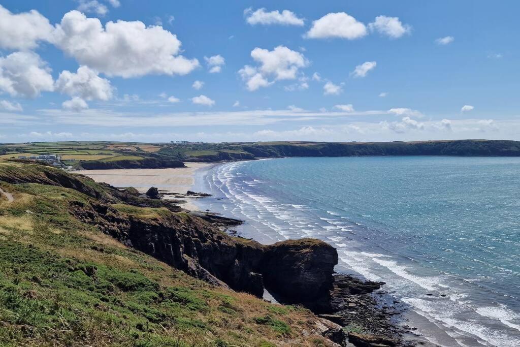 Sea View Luxury 5 Star Cottage Near Milford Marina Milford Haven Exterior photo
